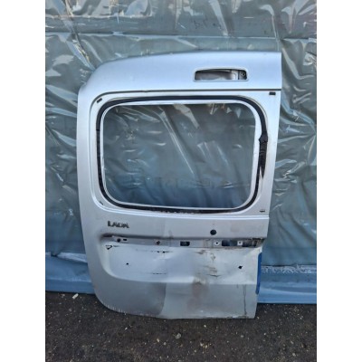 Дверь задняя Lada Largus (2012>) 901015964R  Деффект