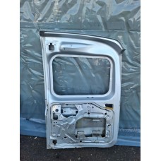 Дверь задняя Lada Largus (2012>) 901015964R  Деффект
