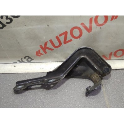 Петля капота левая VAZ LADA VESTA (2015>) 8450008287