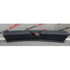 Накладка замка багажника VAZ Lada Granta 2011> VAZ LADA KALINA (2004-2013) 1118-5602016