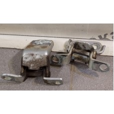Петля двери передней левой верхняя  Chevrolet Spark 2005-2010 96601222
