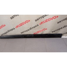 Молдинг передней правой двери Chevrolet Spark 2005-2010 9665719 96657020